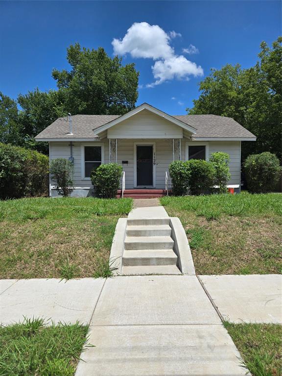 1129 Walnut Street Property Photo 1