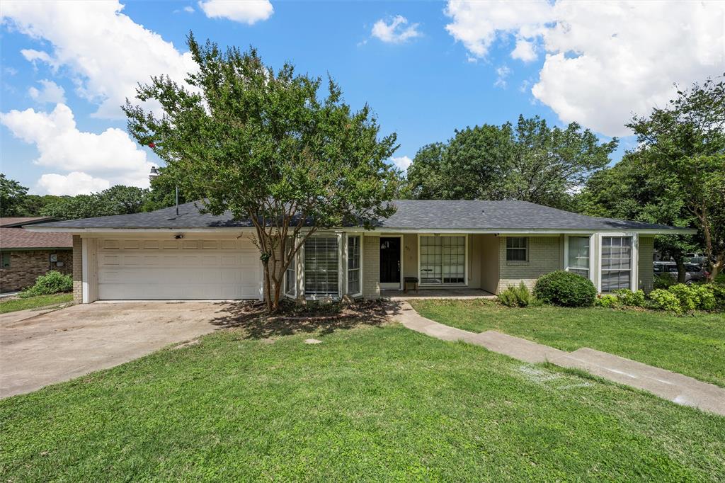 431 Brookwood Drive Property Photo 1