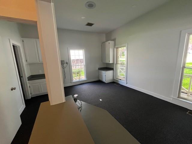 300 N Bryant Avenue Property Photo 1