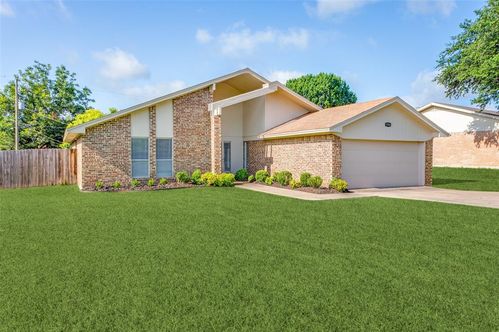 1704 Edge Hill Road Property Photo 1
