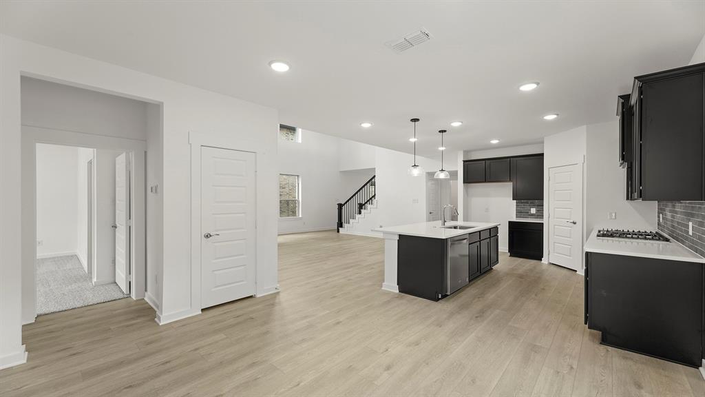 1655 Gracehill Way Property Photo 11