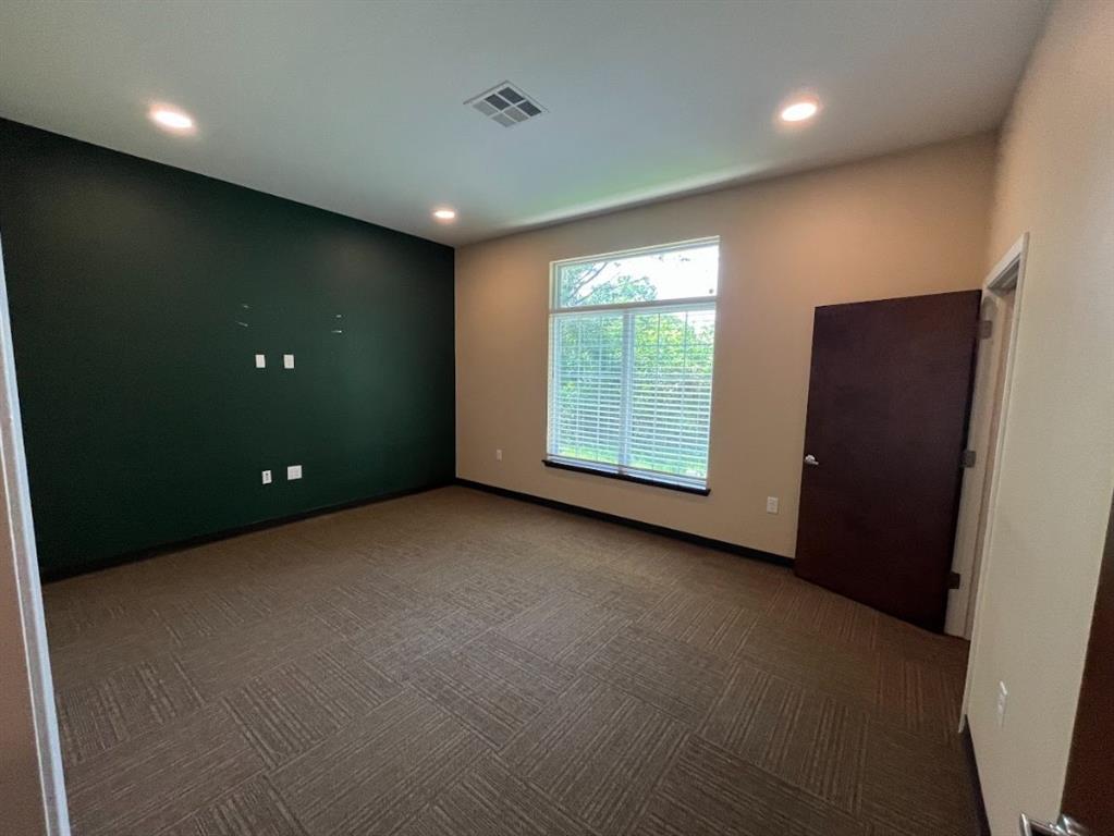 128 S Cockrell Hill Road Property Photo 13