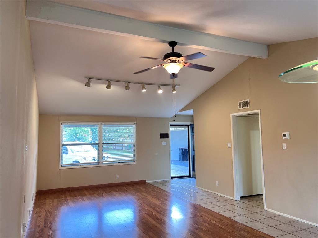 811 Sherbrook Drive Property Photo 1