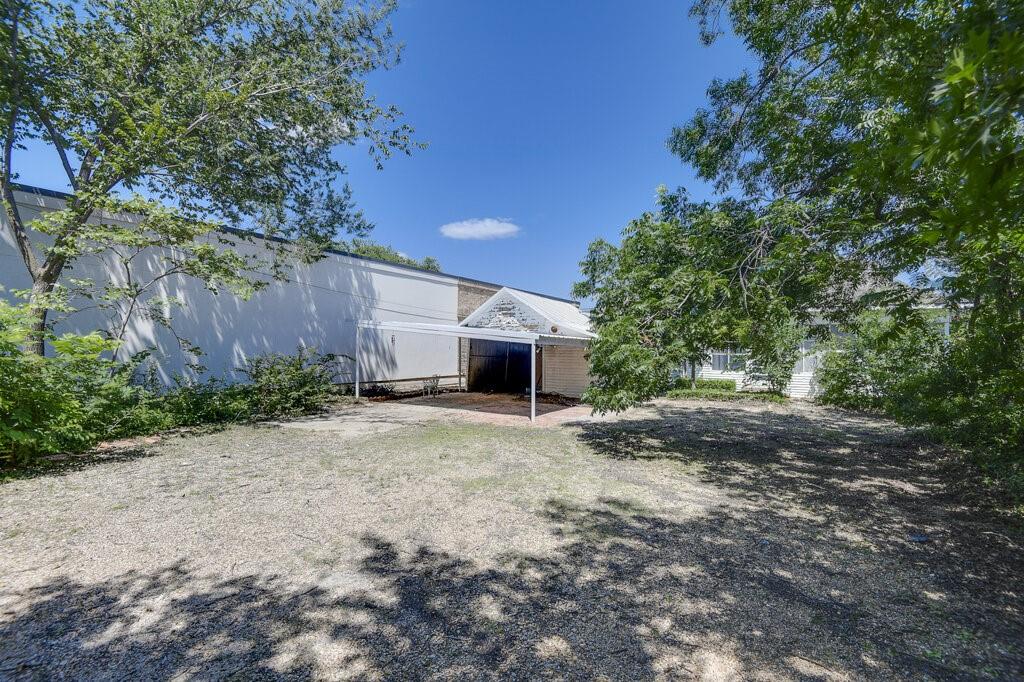 609 Ferris Avenue Property Photo 6