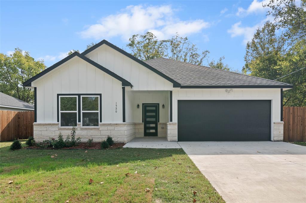 1520 Harris Street Property Photo 3