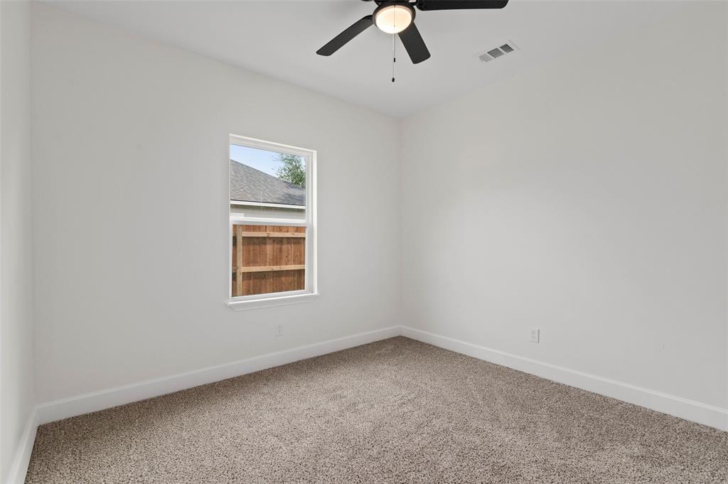 1520 Harris Street Property Photo 10