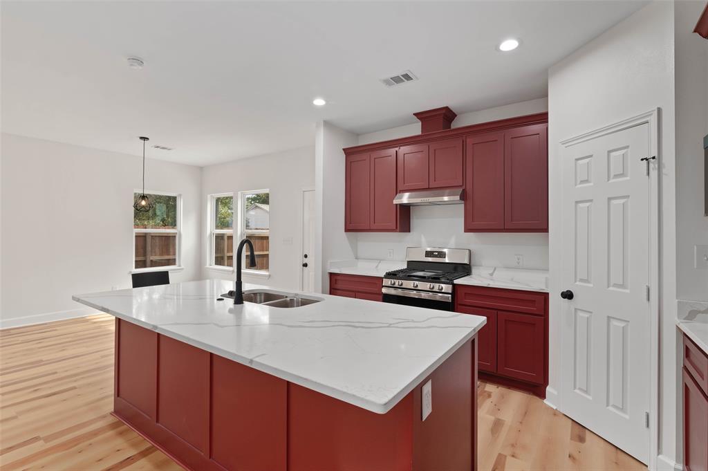 1520 Harris Street Property Photo 18