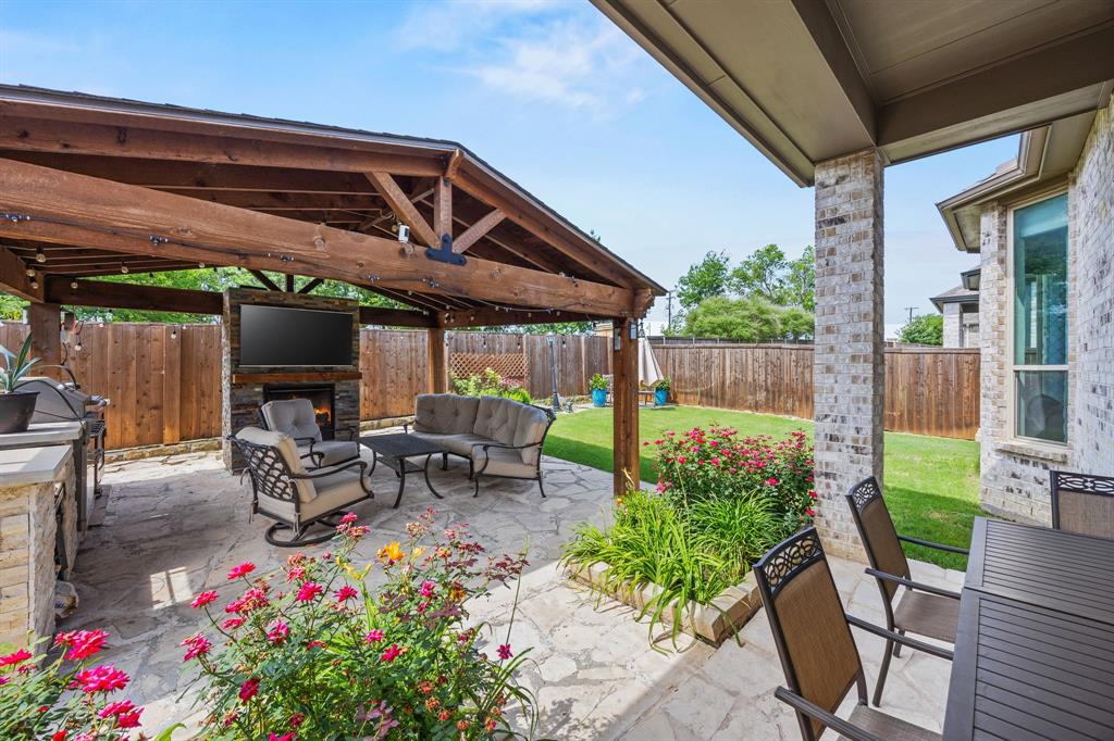 9424 Excursion Drive Property Photo 1