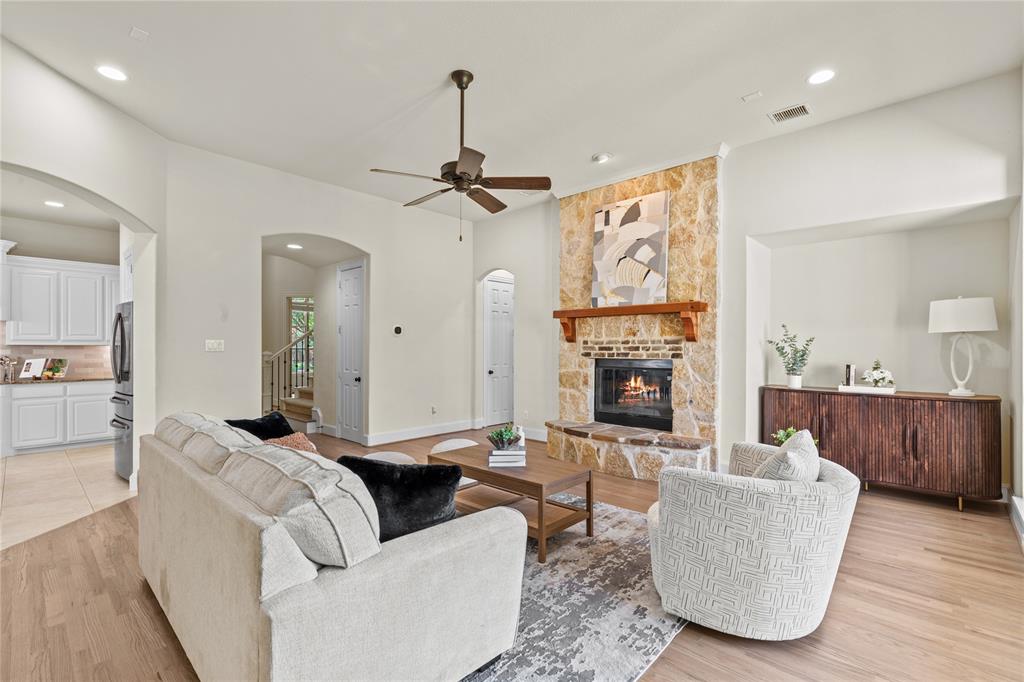 931 N Birdsong Drive Property Photo 16