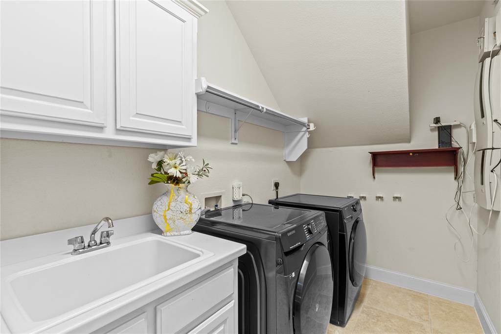 931 N Birdsong Drive Property Photo 21