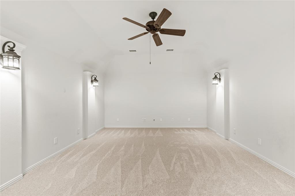 931 N Birdsong Drive Property Photo 30