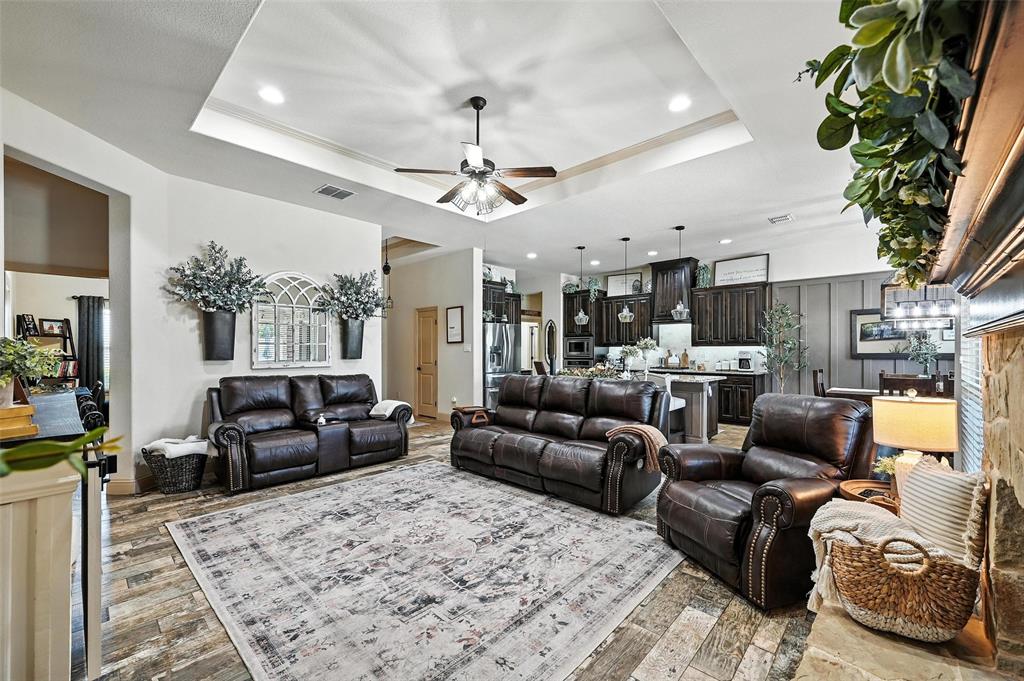 6513 Deer Horn Drive Property Photo 6