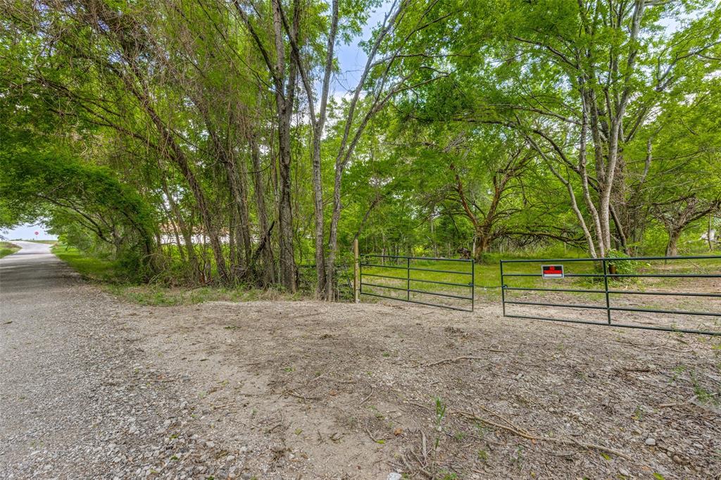5310 County Road 3209 Property Photo 1