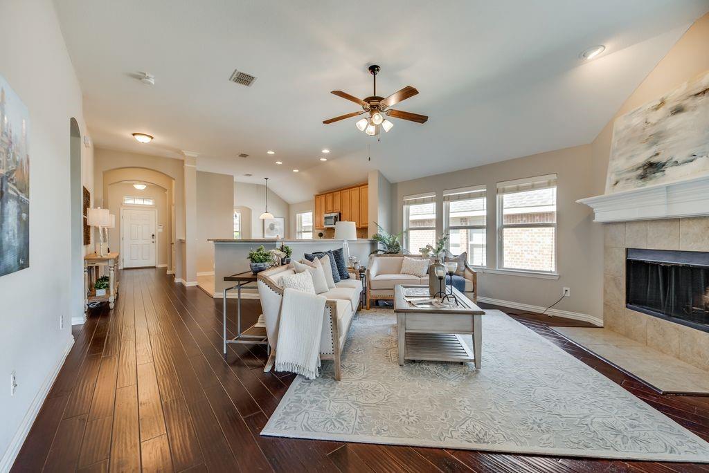 2609 Lake Ridge Drive Property Photo 1