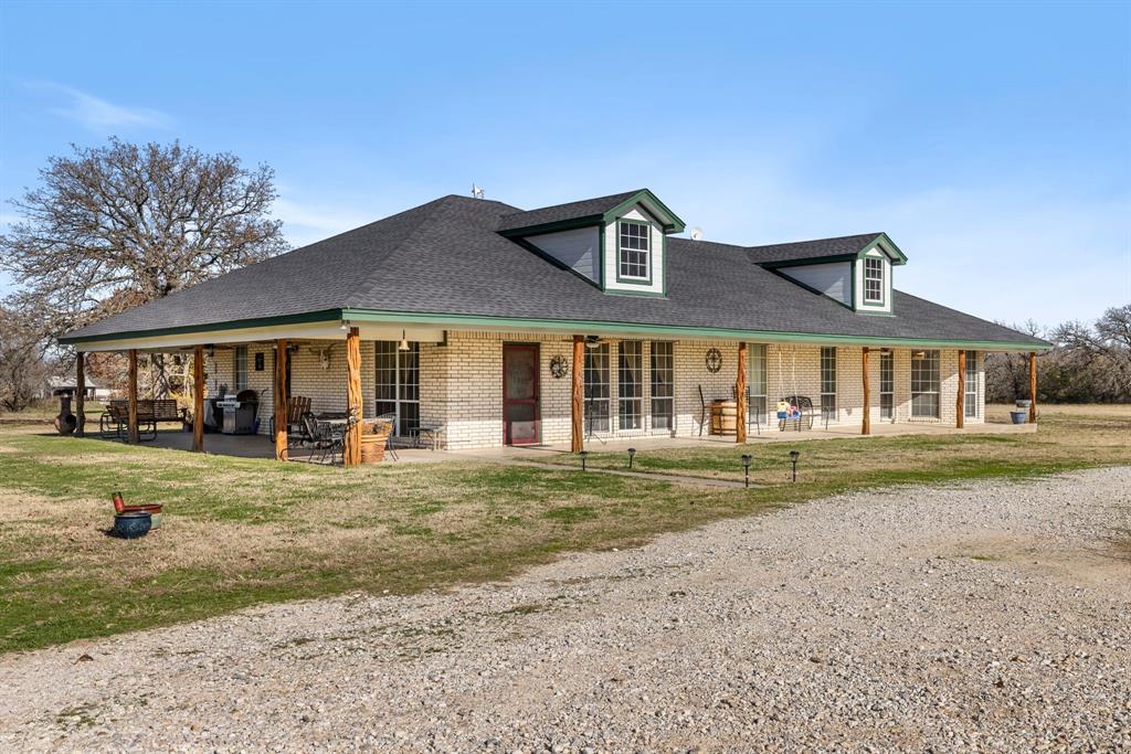 820 County Road 3592 Property Photo 1