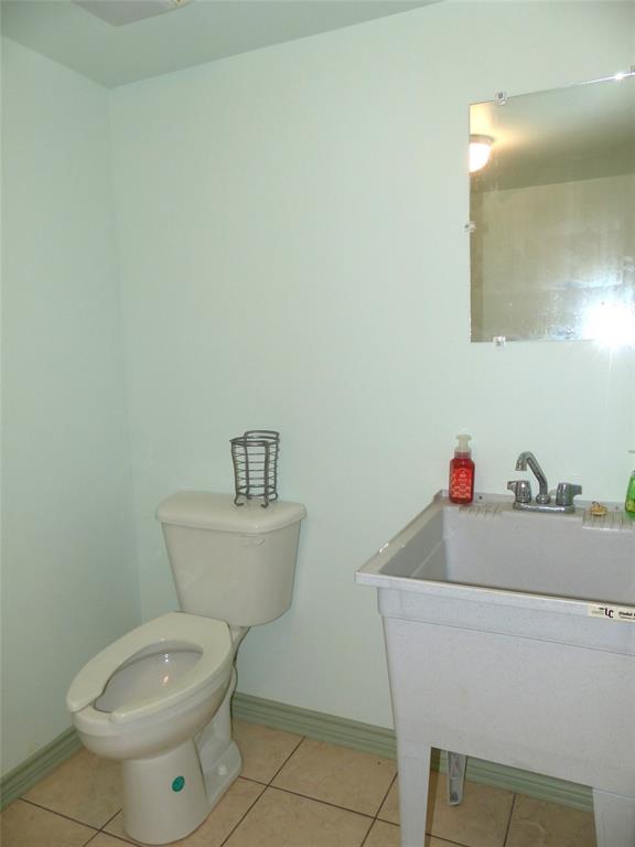 206 S Blackburn Property Photo 19