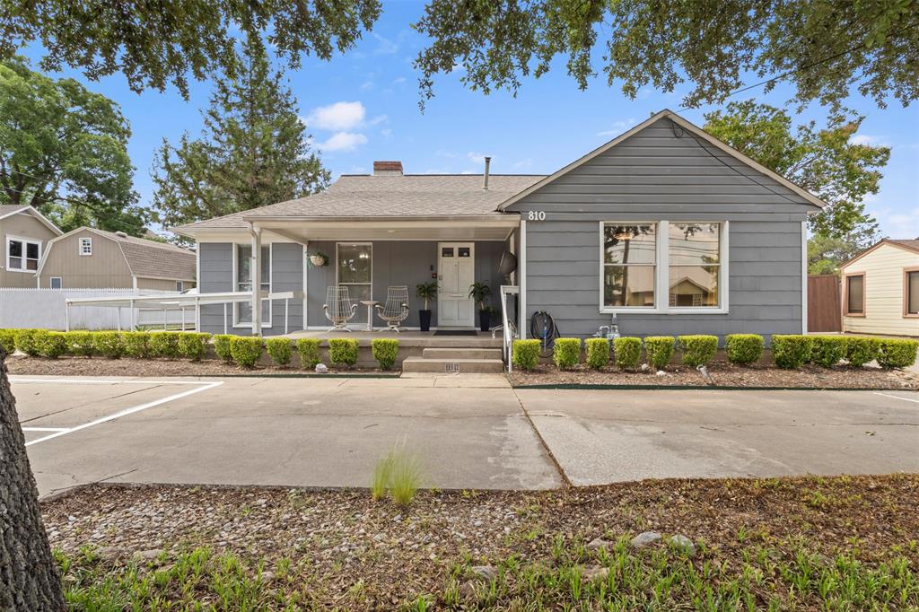 810 18th Street Property Photo 1