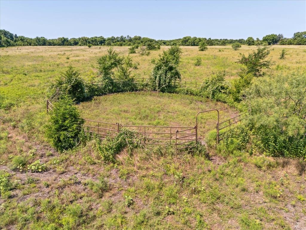 1001 Ovilla Road Property Photo 14