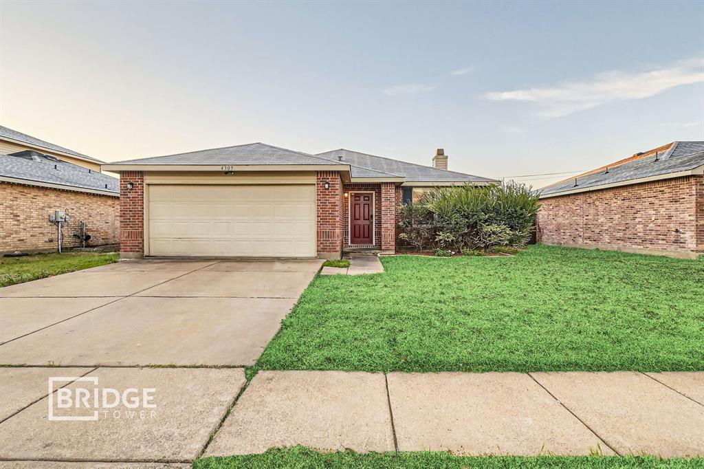4309 German Pointer Way Property Photo 1