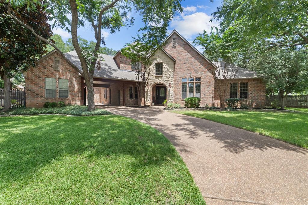 1402 Vino Blanc Court Property Photo 1