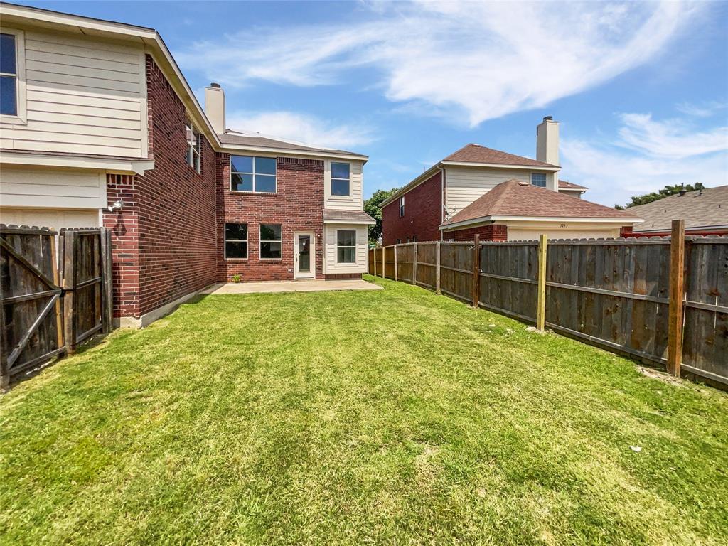 1241 Ducks Landing Property Photo 8