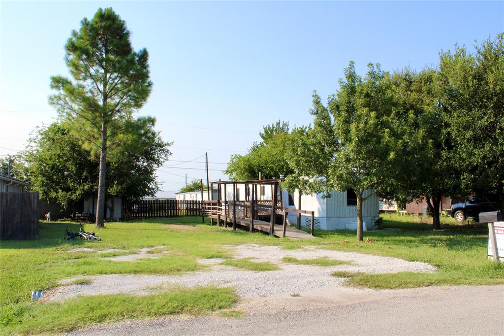 908 E Beth Street Property Photo 1