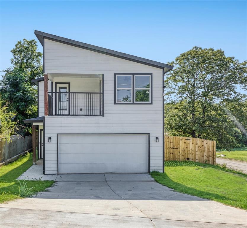1400 Belzise Terrace Property Photo 1