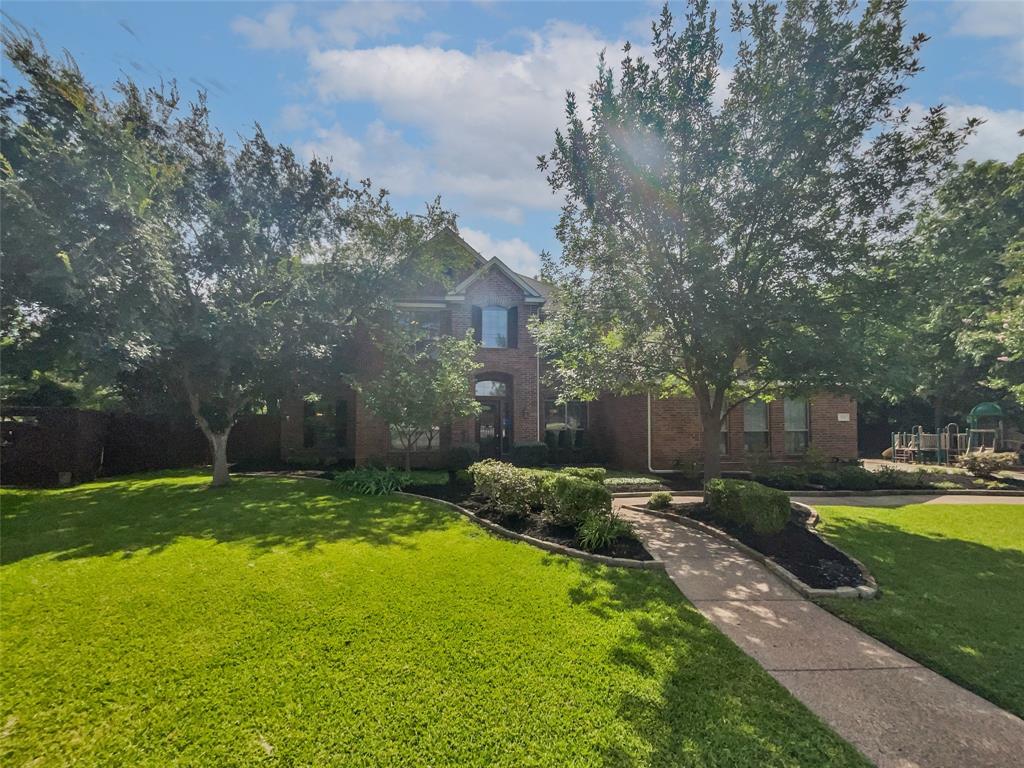 925 Siena Drive