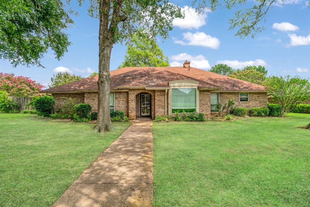 720 Medalist Street Property Photo 1