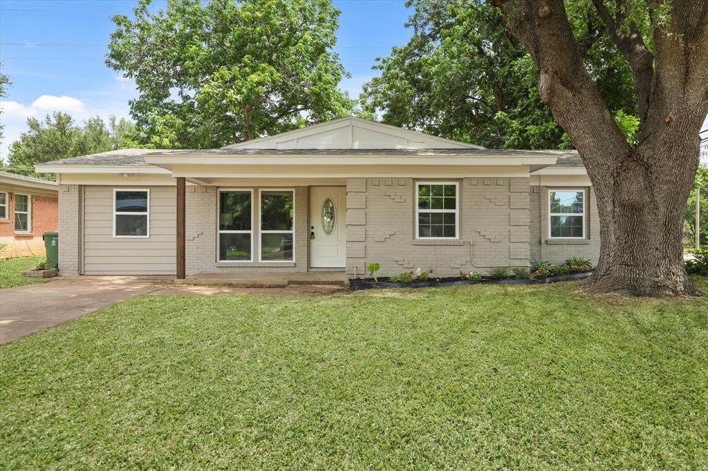 1843 Trent Drive Property Photo 1