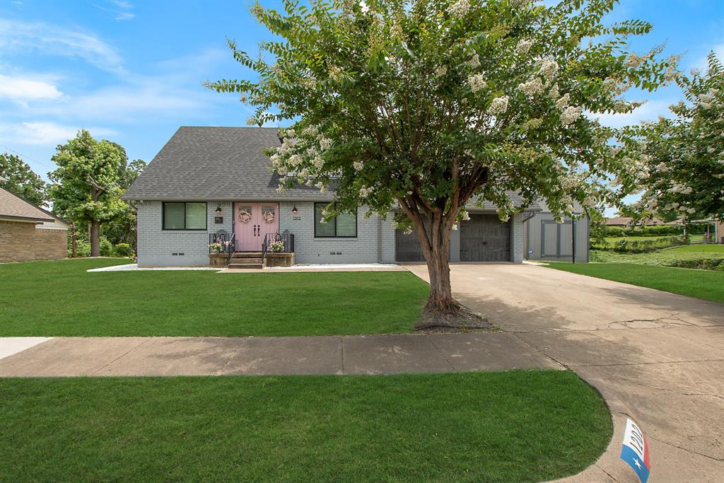 1202 Carroll Drive Property Photo 1