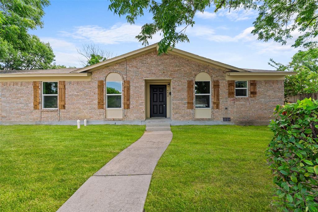 4438 Ashwood Drive Property Photo 1