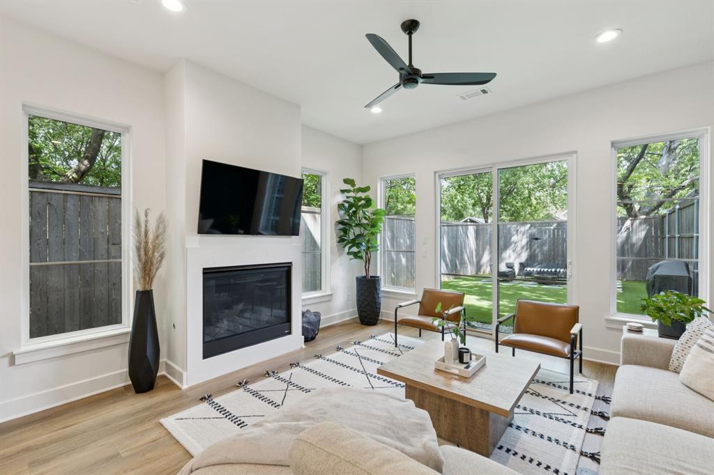 5627 Santa Fe Avenue Property Photo 1