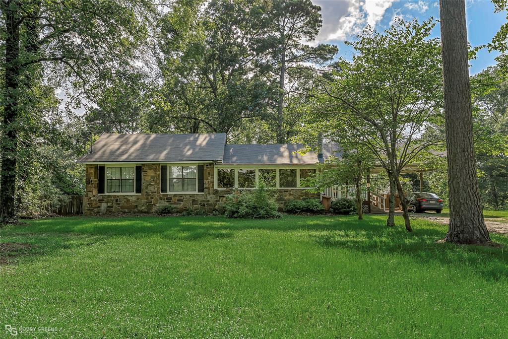 8300 Crouch Dam Road Property Photo 1