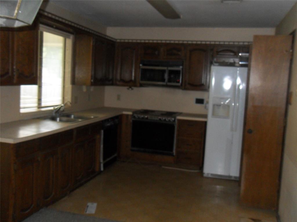 5600 Bogota Drive Property Photo 11