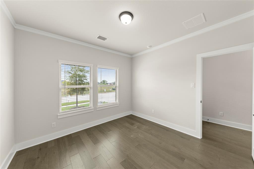 2374 Bell Way Property Photo 11