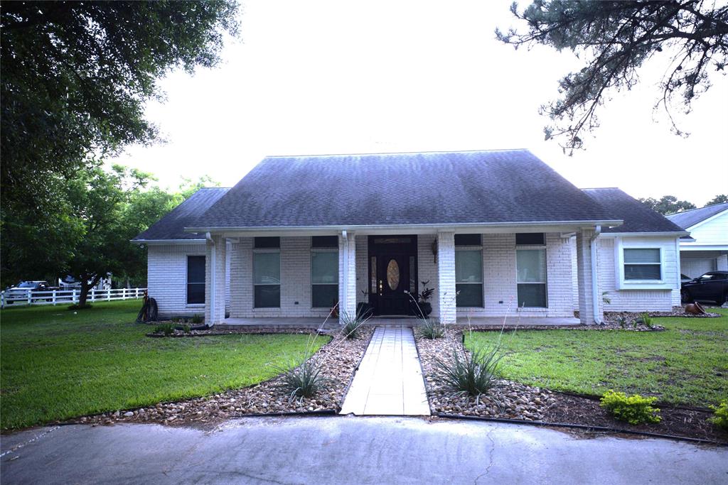 22102 Timber Ridge Drive Property Photo 1