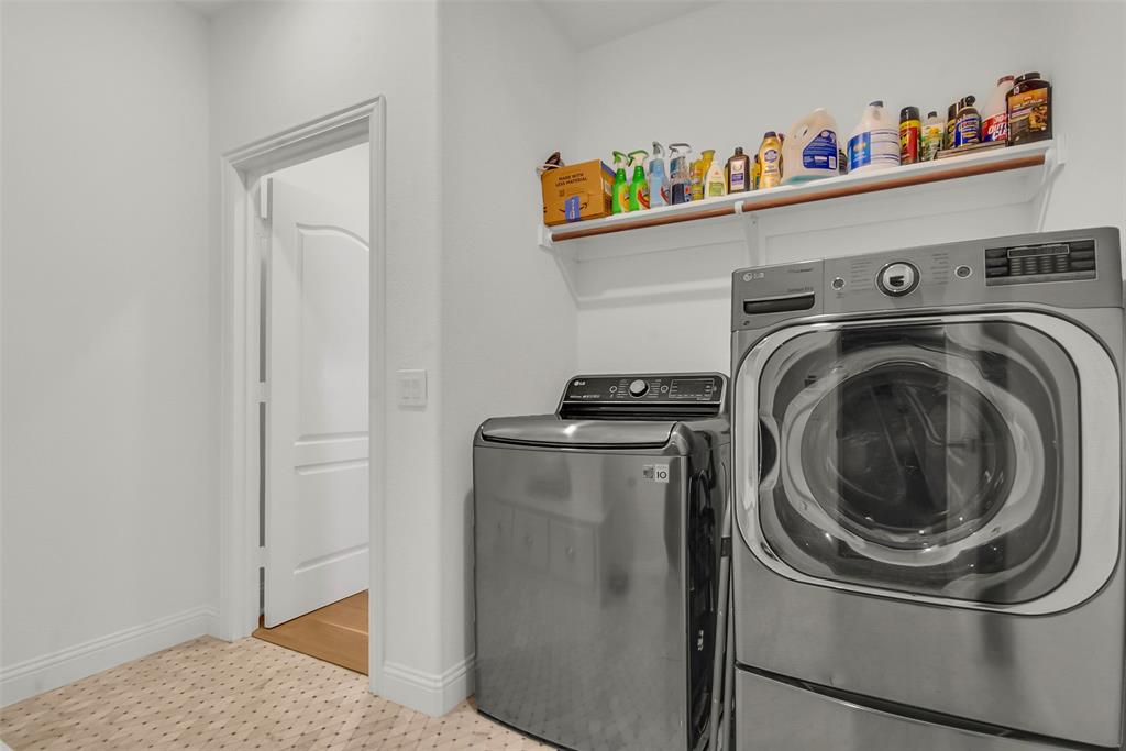 7432 Wispy Willow Lane Property Photo 30