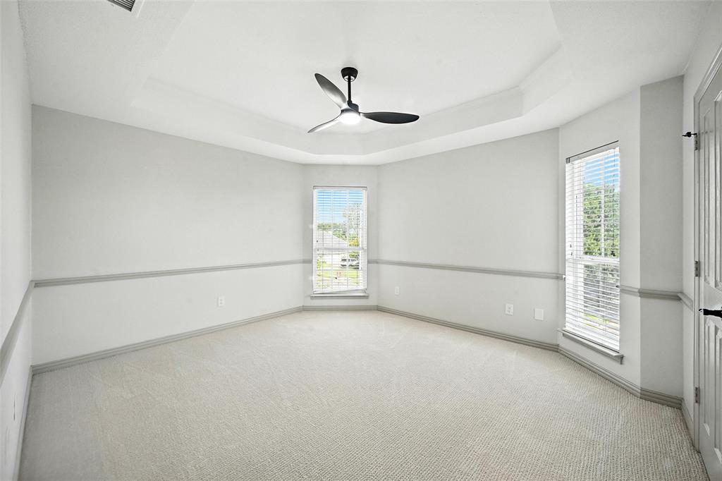 901 Bluebird Court Property Photo 21