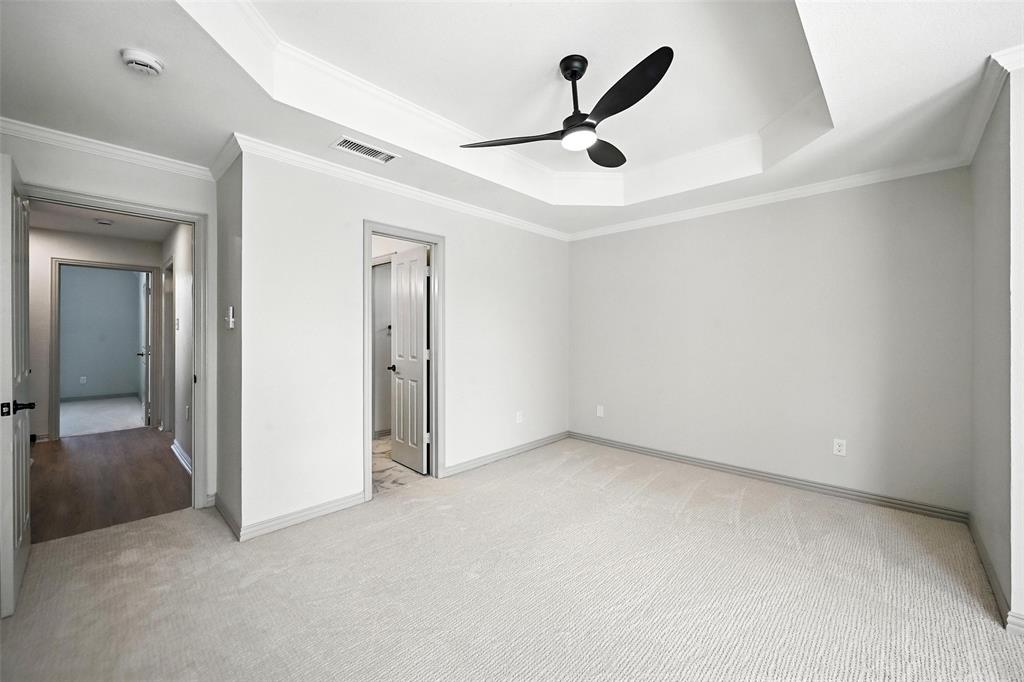901 Bluebird Court Property Photo 23