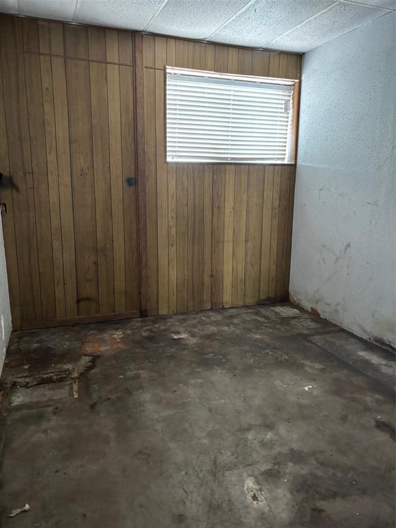 3306 Sylvan Avenue Property Photo 18
