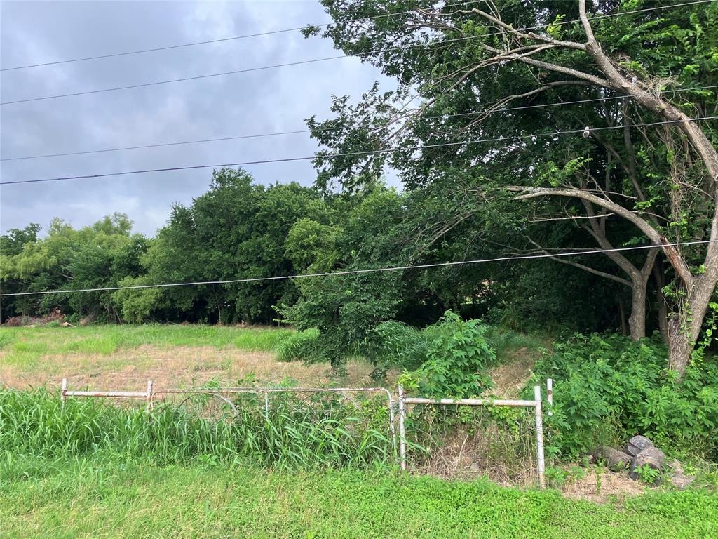 210 S Parkway Drive Property Photo 8