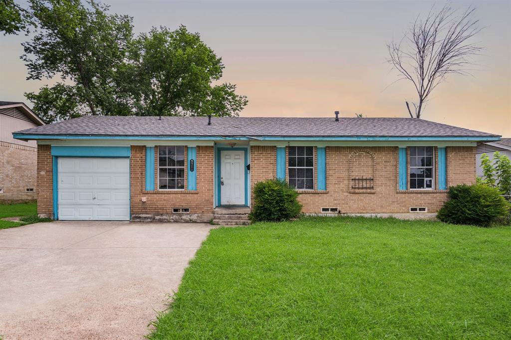 1634 Evergreen Drive Property Photo 1