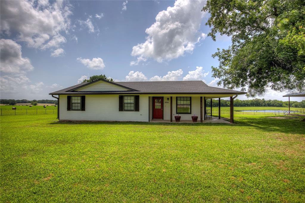 8006 Fm-269 Property Photo 1