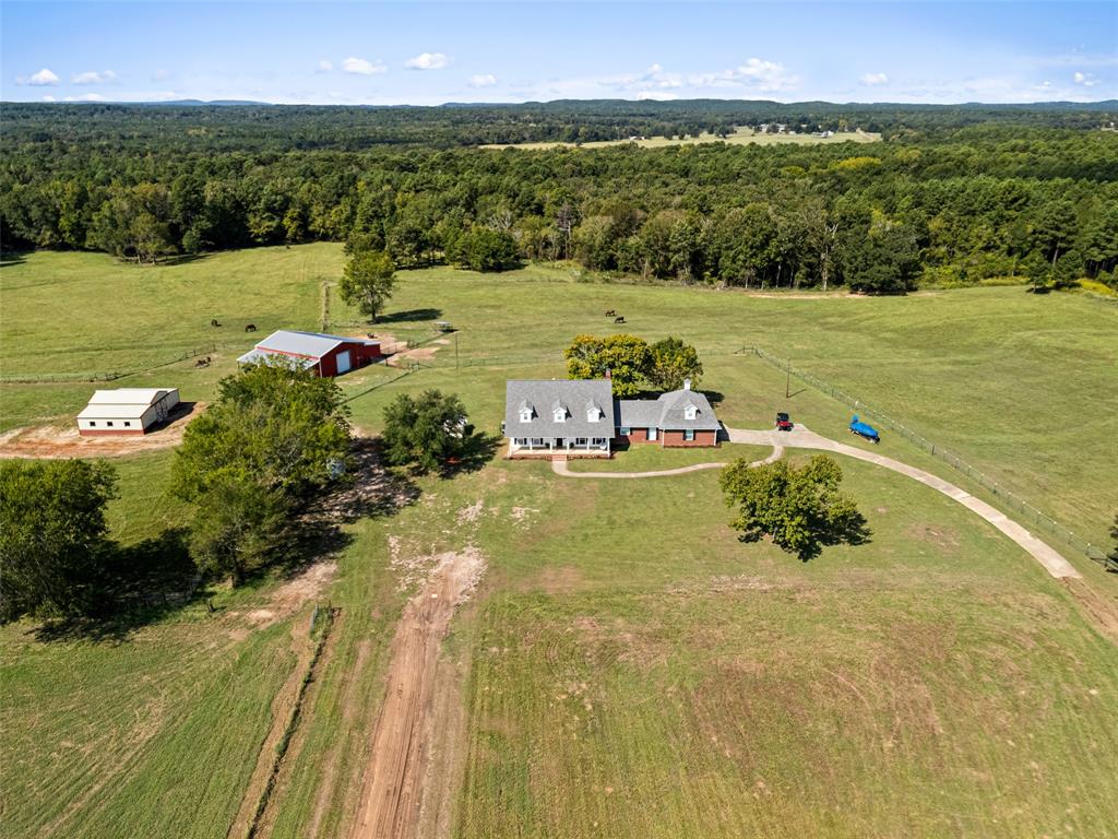 5989 Hwy. 259 Property Photo 32