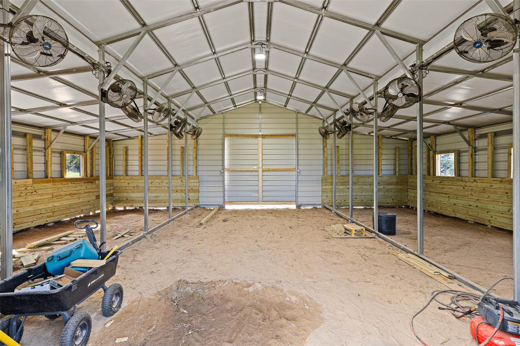5989 Hwy. 259 Property Photo 38