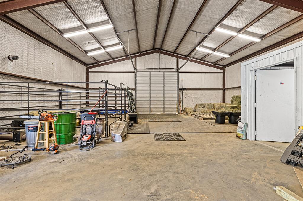 5989 Hwy. 259 Property Photo 39