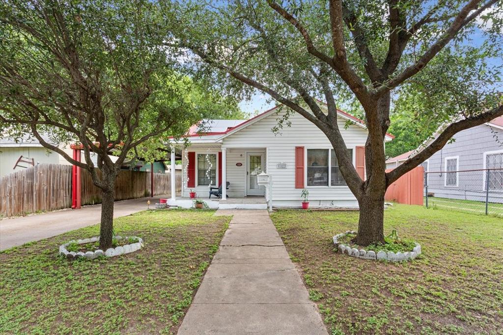 1229 Lewis Street Property Photo 1