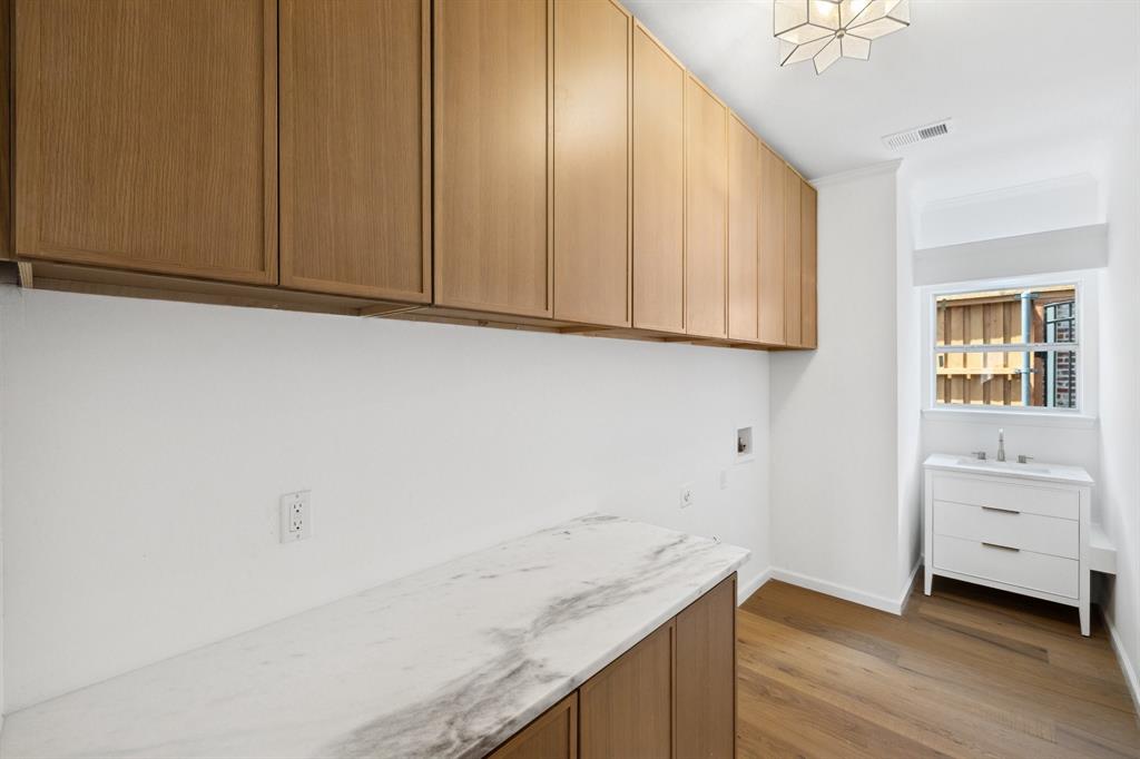 4736 Holly Tree Drive Property Photo 19
