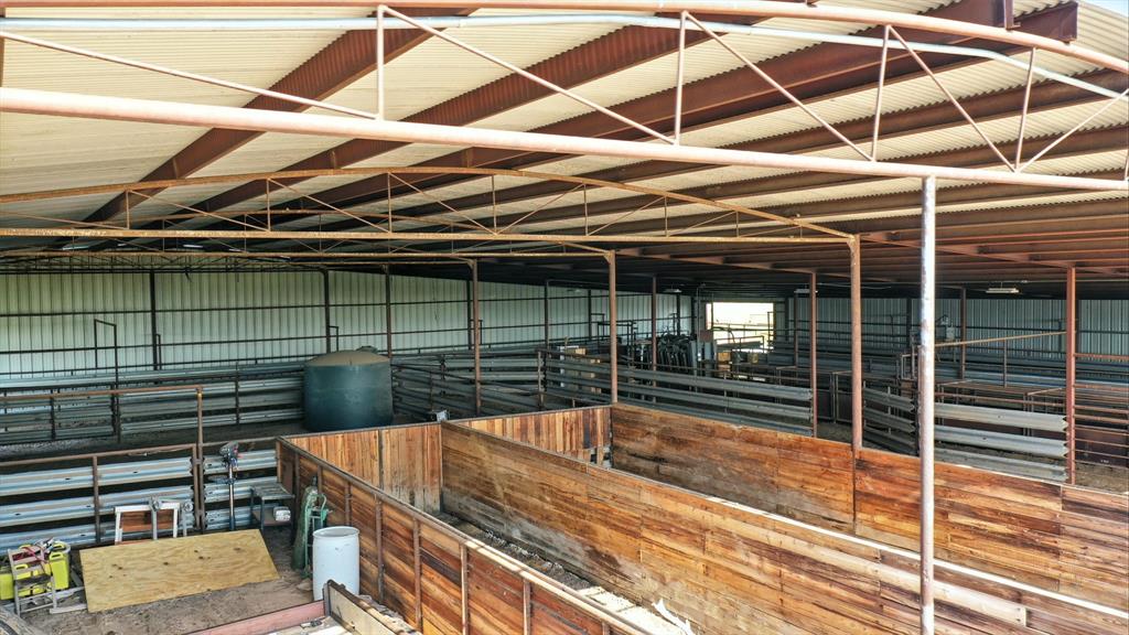 246 County Road 560 Property Photo 11